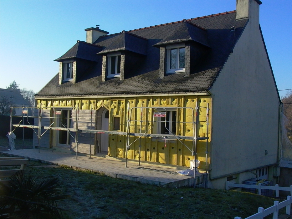 Voilà une maison en bretagne qui sera bien isolée, grâce à l'ITE !